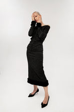 Load image into Gallery viewer, skirt with fur trim